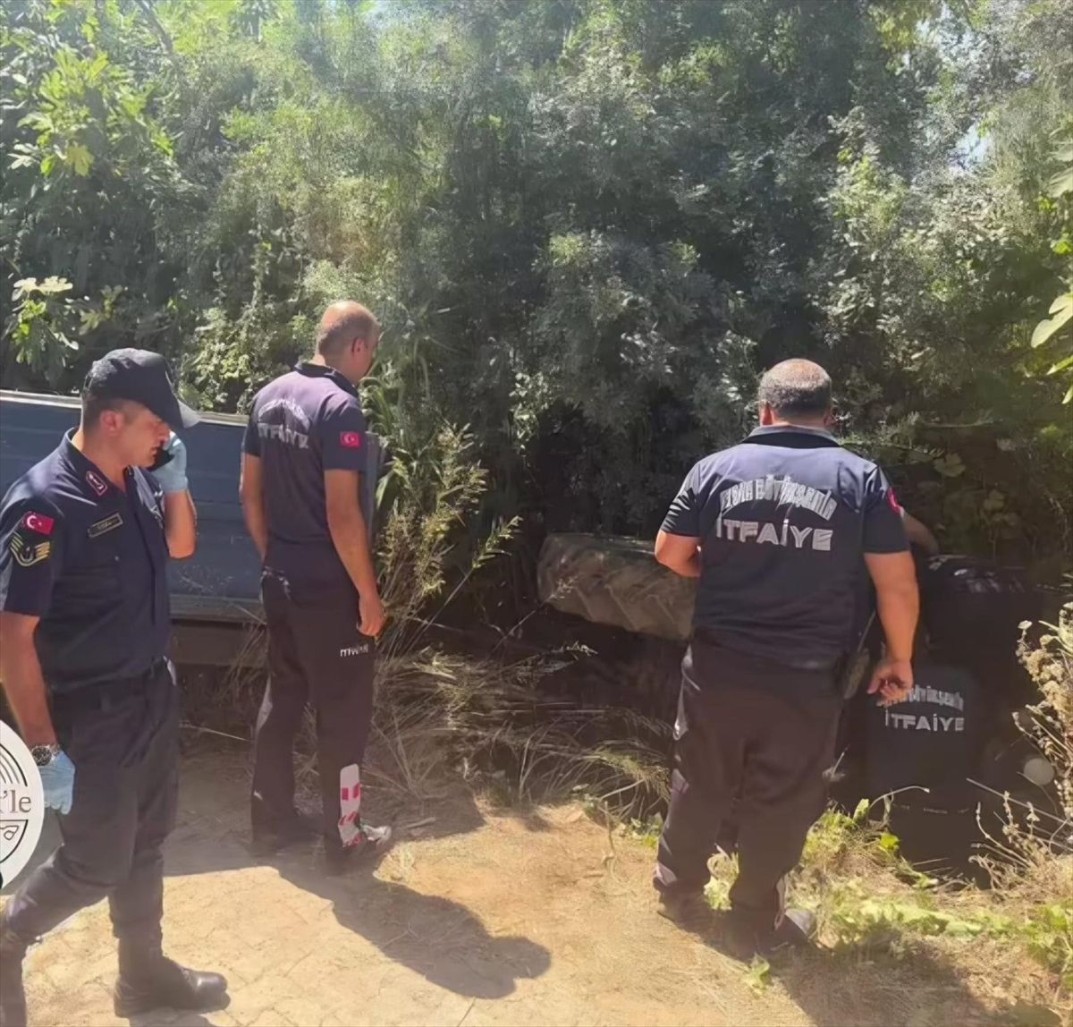 Germencik'te Traktör Devrildi: 2 Yaralı
