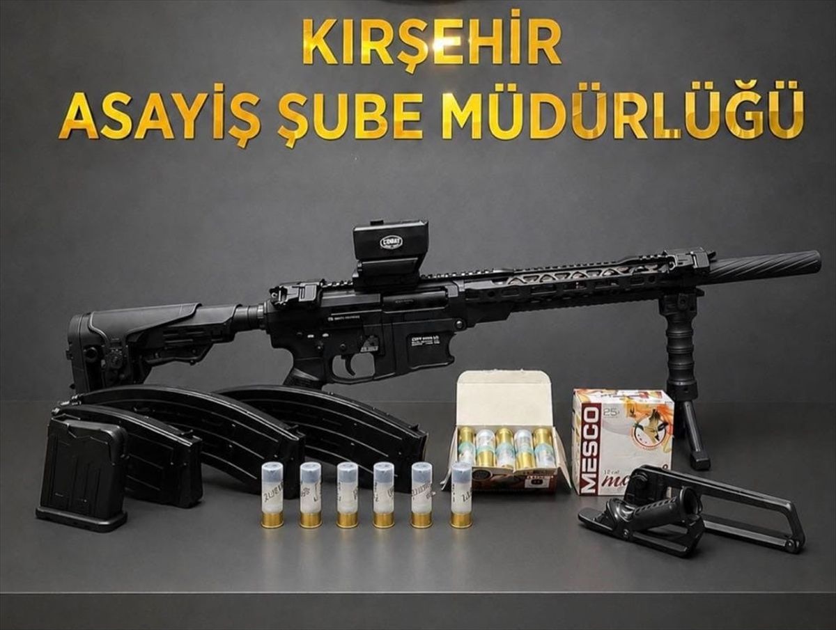 Kırşehir'de Ruhsatsız Silah Operasyonu: 4 Gözaltı