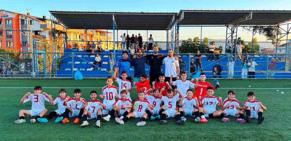 Körfez Gençlerbirliği U12, Namağlup Şampiyon