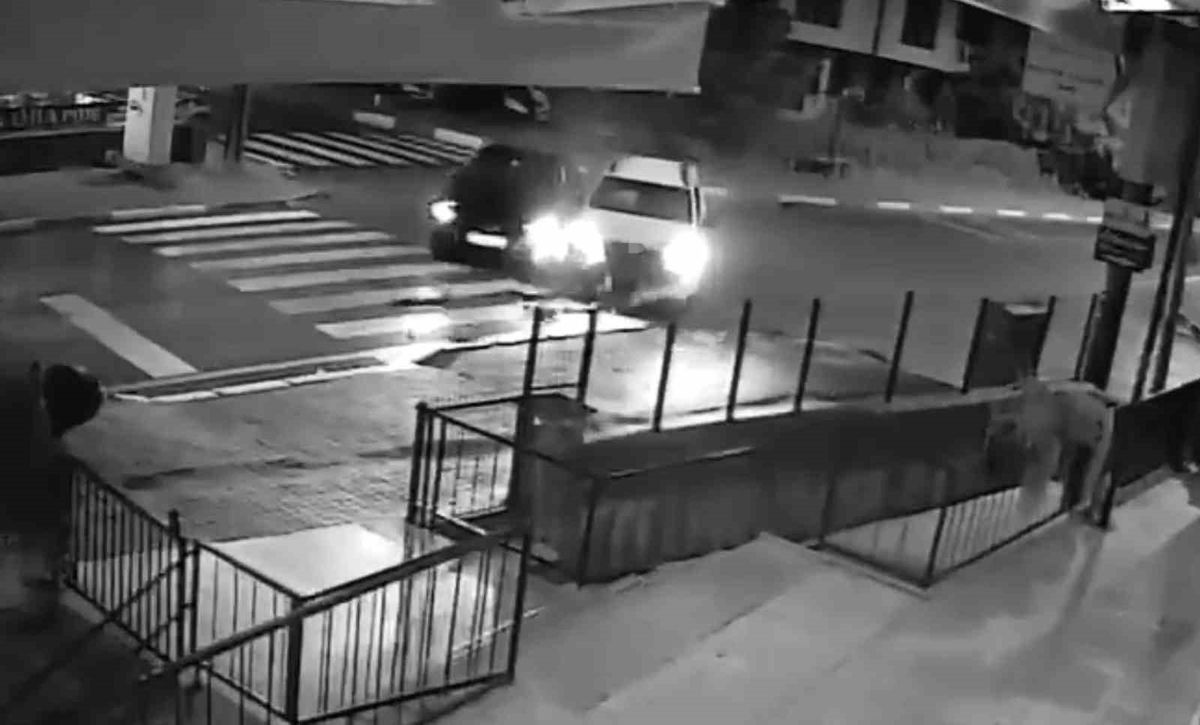 Bartın'da Polis Aracı ile Otomobil Çarpıştı: 2 Yaralı