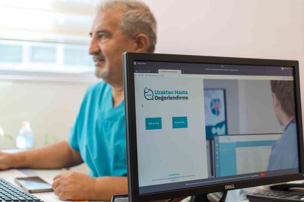 Online Evde Sağlık Hizmeti: Hastalar Evinde Takip Ediliyor