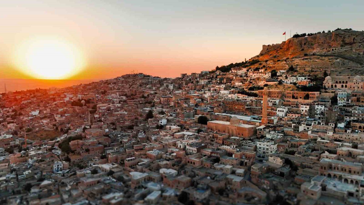 Mardin'in tarihi dokusu dronla görüntülendi