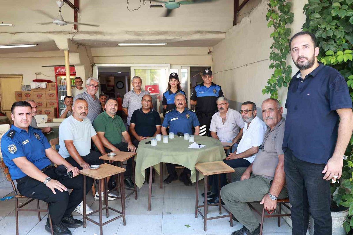 Mersin Emniyet Müdürü Esnaf ve Vatandaşlarla Buluştu