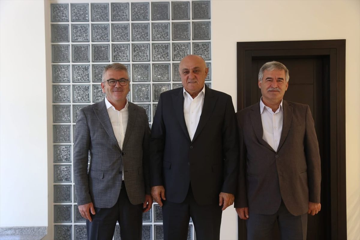 Seydişehir Belediye Başkanı Ustaoğlu, PANKOBİRLİK Genel Başkanı Erkoyuncu'yu ziyaret etti