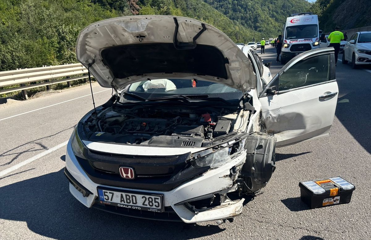 Sinop'ta Zincirleme Kaza: 6 Yaralı
