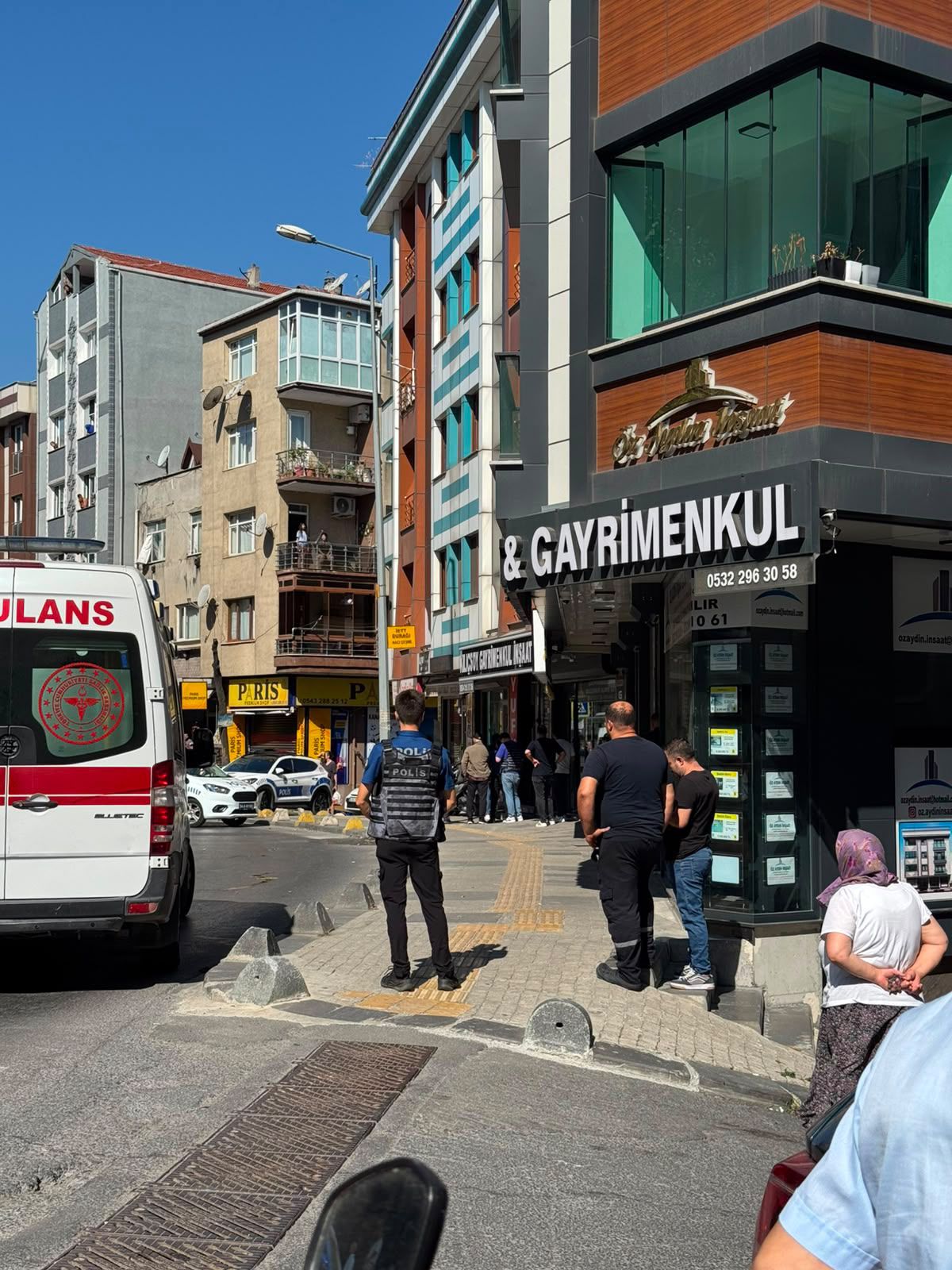 Sultangazi'de sıcak dakikalar! Eşine ateş açtı, iş yerinde kendini rehin aldı