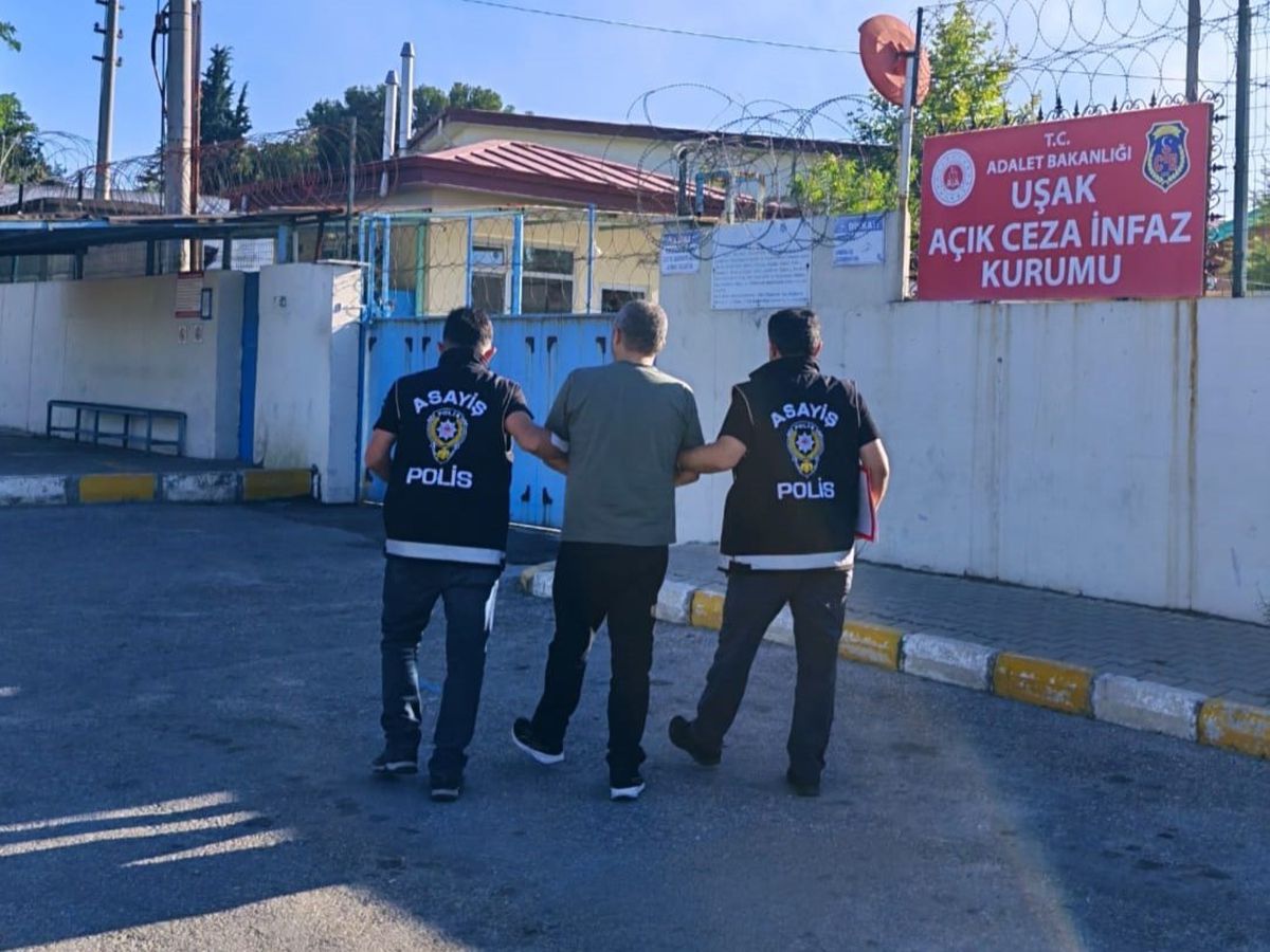 Uşak'ta 26 Yıl Hapis Cezalı Şahıs Polis Operasyonuyla Yakalandı