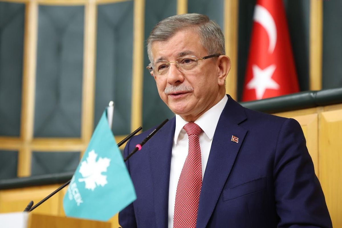 Ahmet Davutoğlu hakkındaki Katar iddiası ortalığı karıştırdı! İlk açıklama geldi