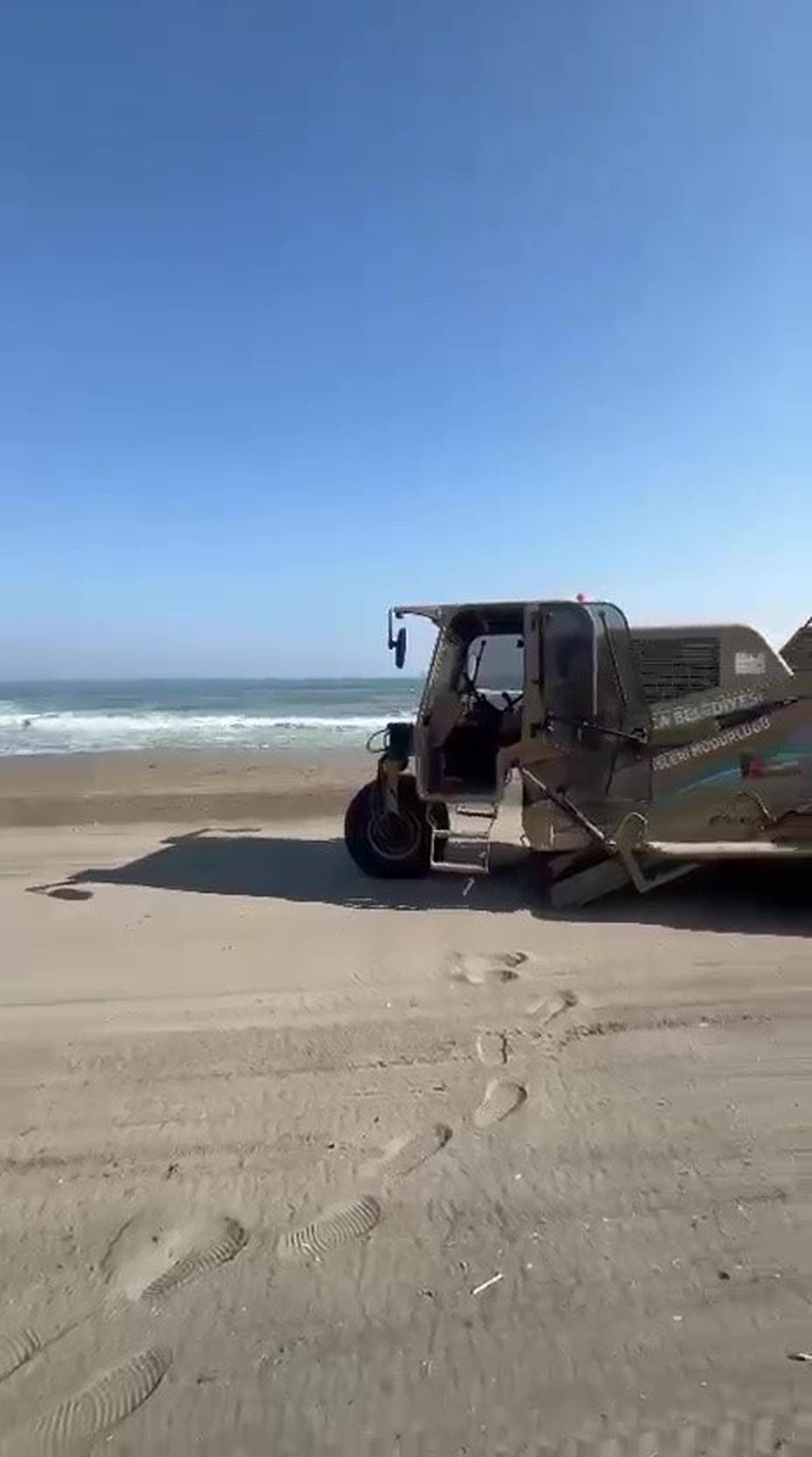Akçakoca'da Plajlarda Temizlik ve Bakım Çalışmaları