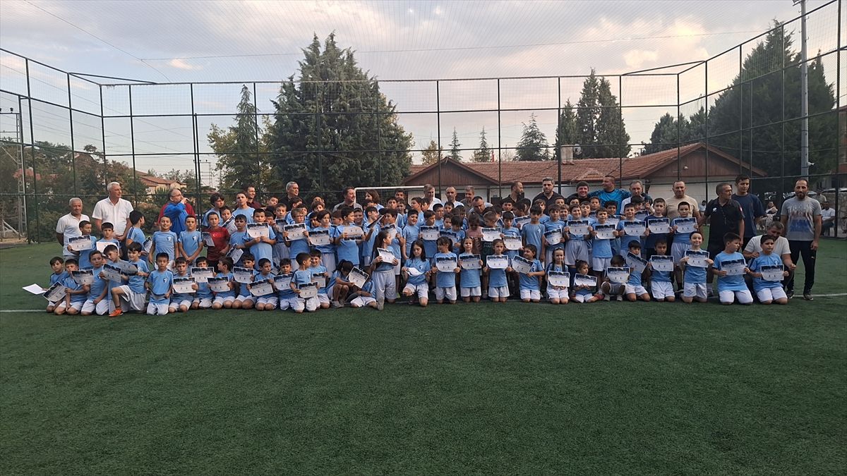 Beypazarı'nda Yaz Spor Okulları Sertifika Töreniyle Tamamlandı