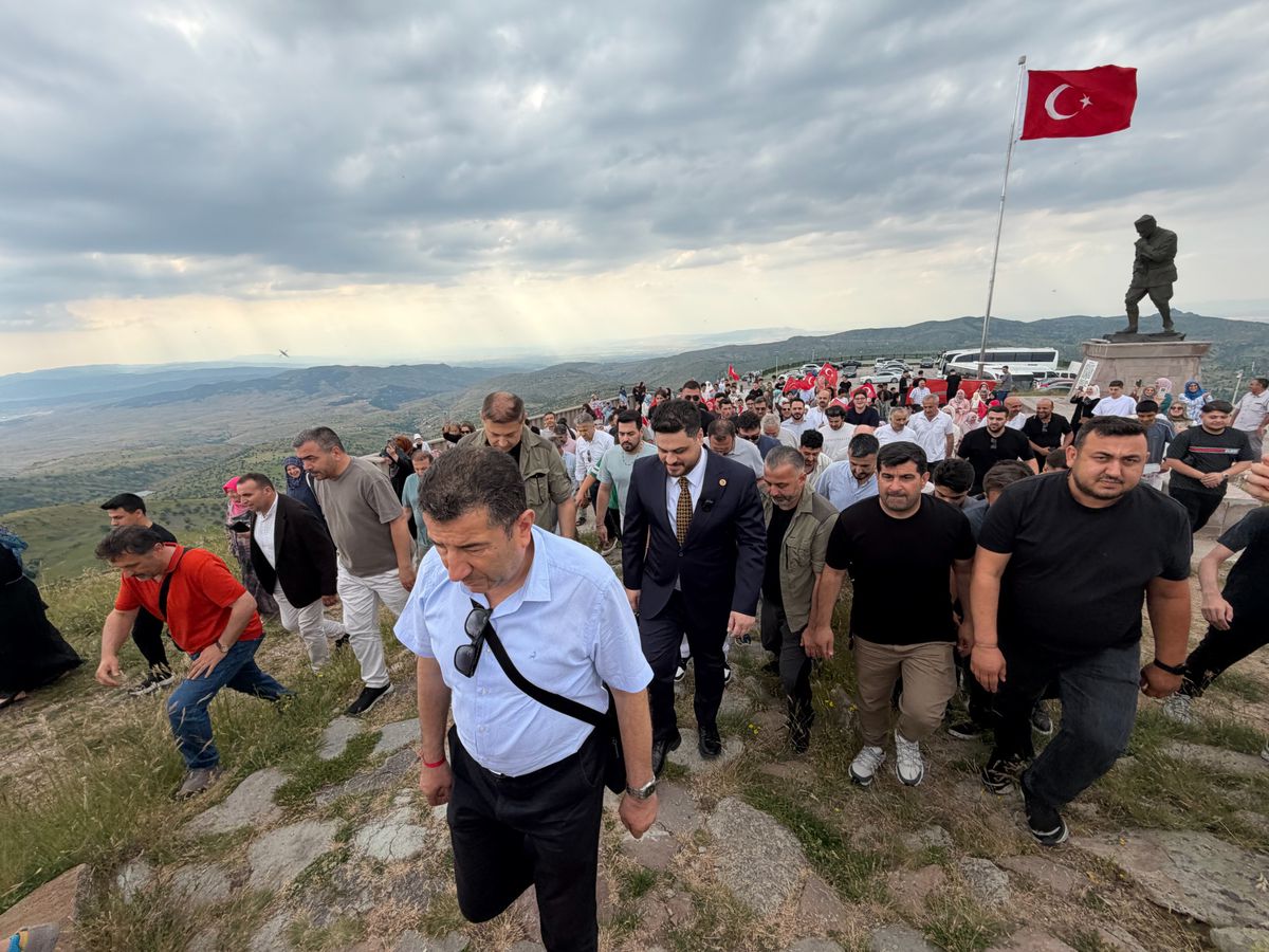 BTP Lideri Baş: Malazgirt ve Büyük Taarruz Zaferleri Kutlu Olsun