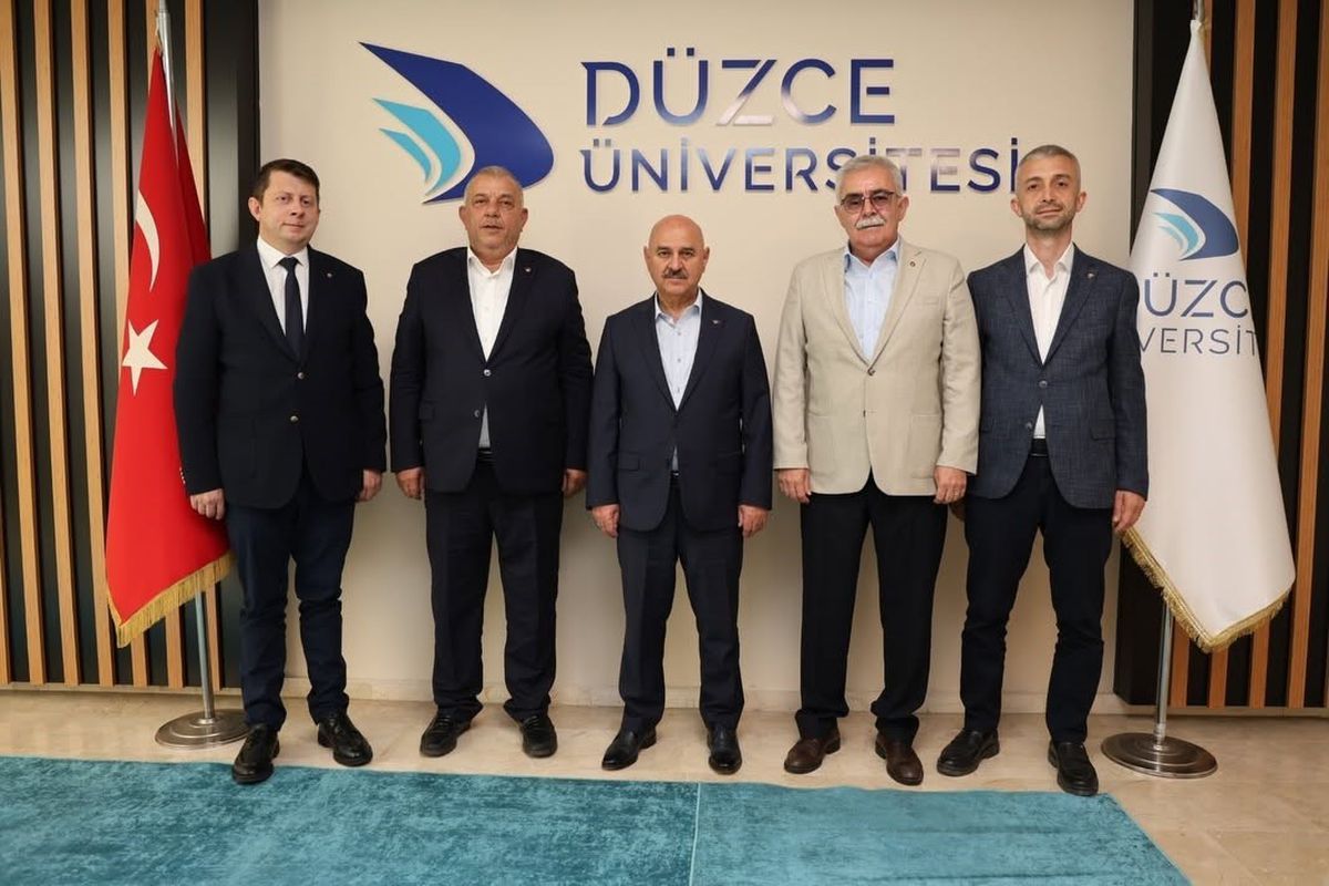 Düzce Üniversitesi Rektörü Sözbir'e DTSO'dan Hayırlı Olsun Ziyareti