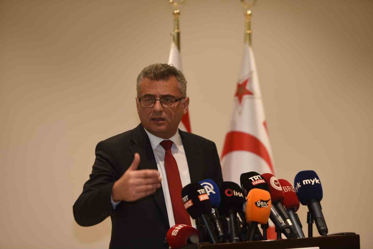 Erhürman: Çocukların Futbol Oynamasını Engellemek İnsanlık Hezimeti