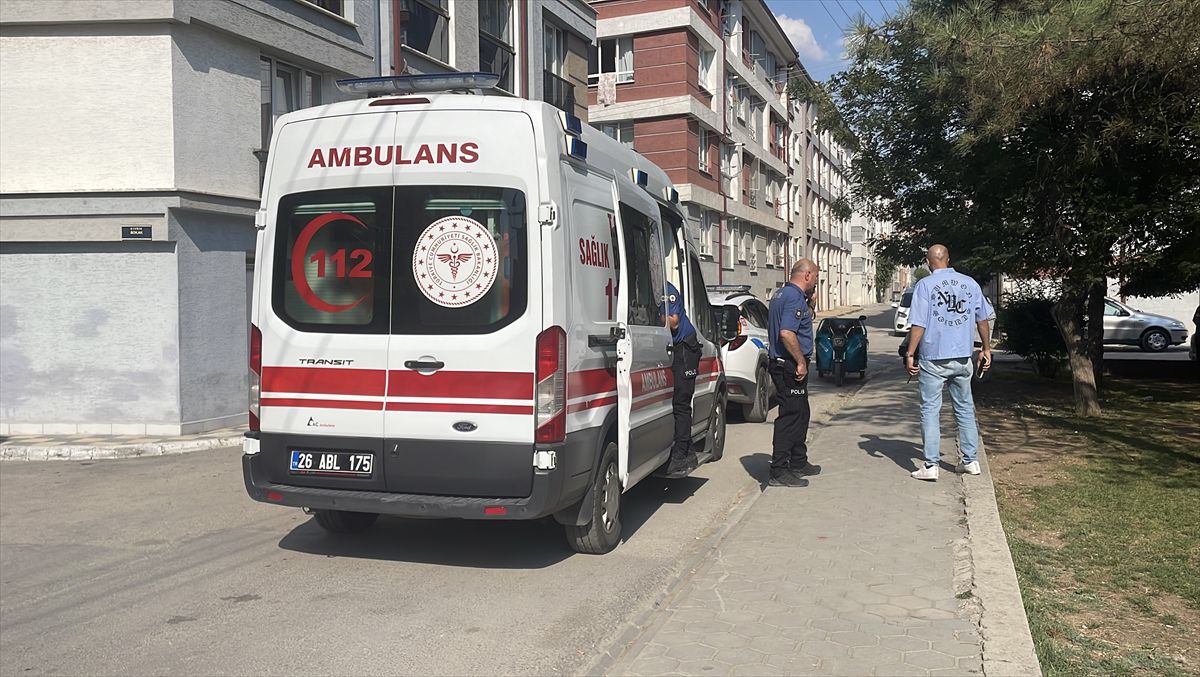 Eskişehir'de seyyar satıcıya bıçaklı saldırı