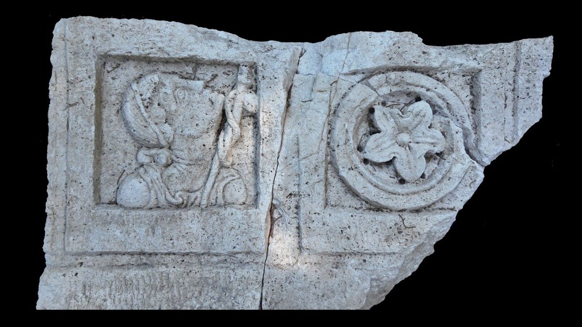 Side'de Herakles Kapısı Gün Yüzüne Çıkarıldı