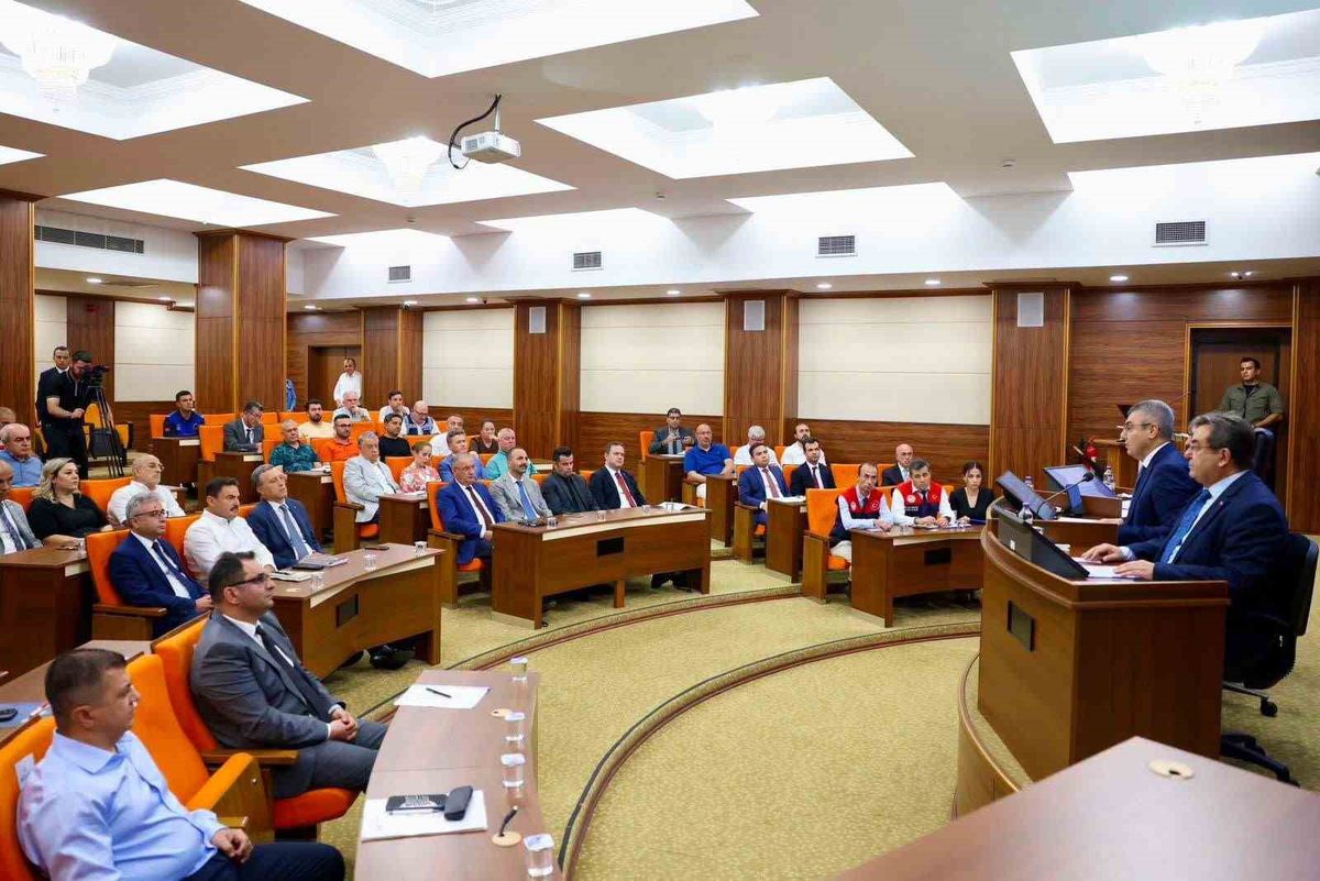 Mersin'de Akdeniz Meyve Sineği ile Mücadele Toplantısı Yapıldı