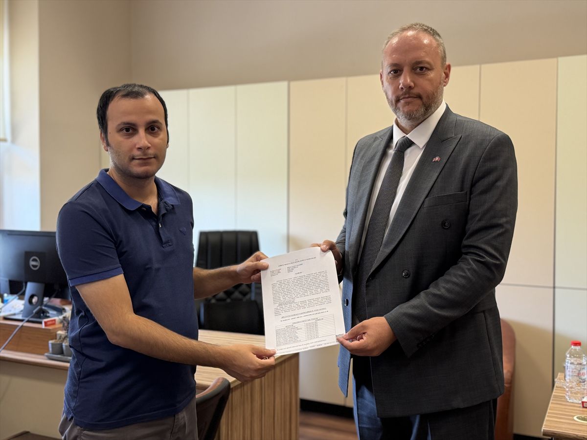 MHP Edirne İl Başkanı Biçer Mazbatasını Aldı