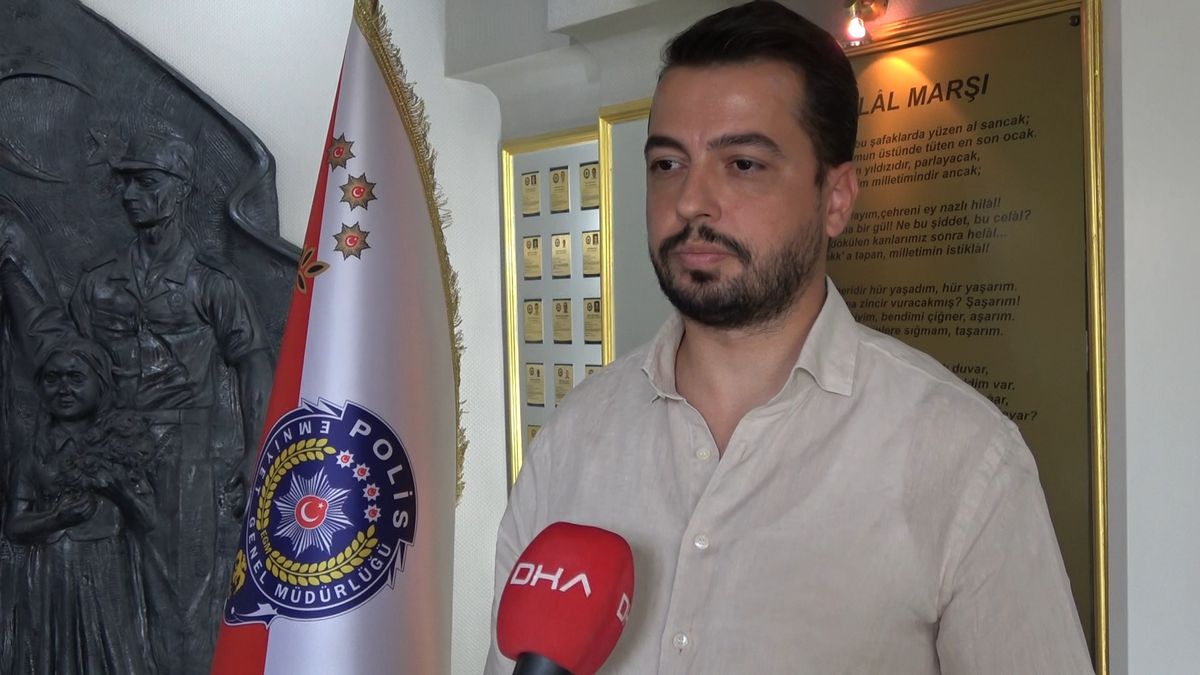 Polis Memuru, Hırsızlık Araştırırken Boğulan Kadını Heimlich Manevrasıyla Kurtardı