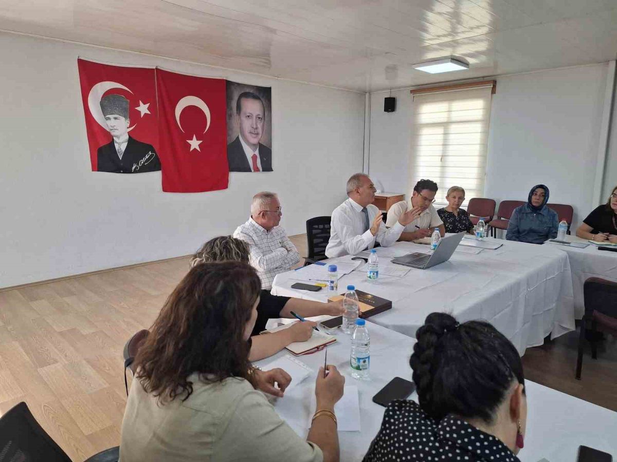 2026-2027 Eğitim Yılı İçin Okul Müdürleri Toplantısı Yapıldı