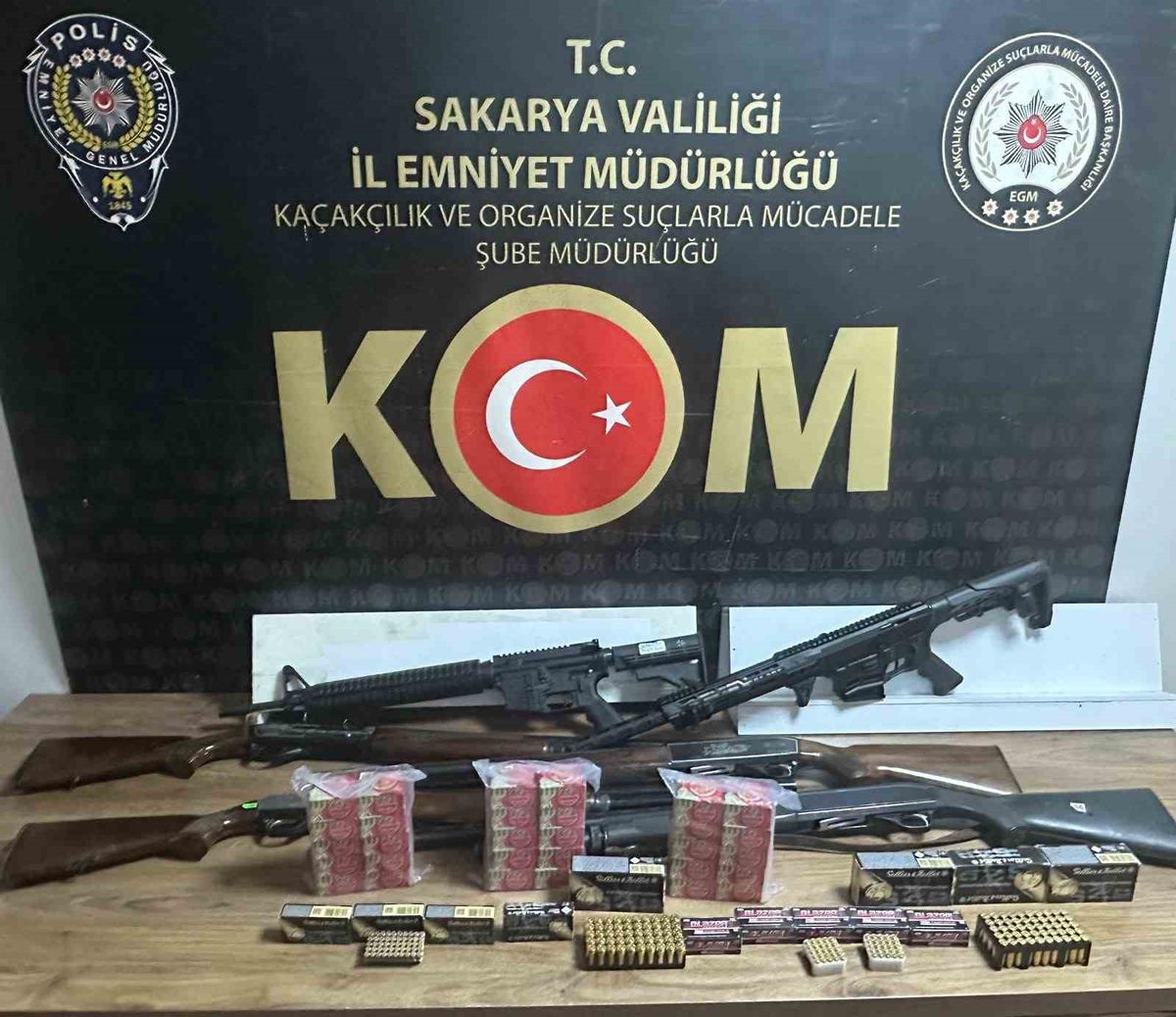 Sakarya'da Silah Operasyonu: 6 Tüfek ve 1600 Fişek Ele Geçirildi