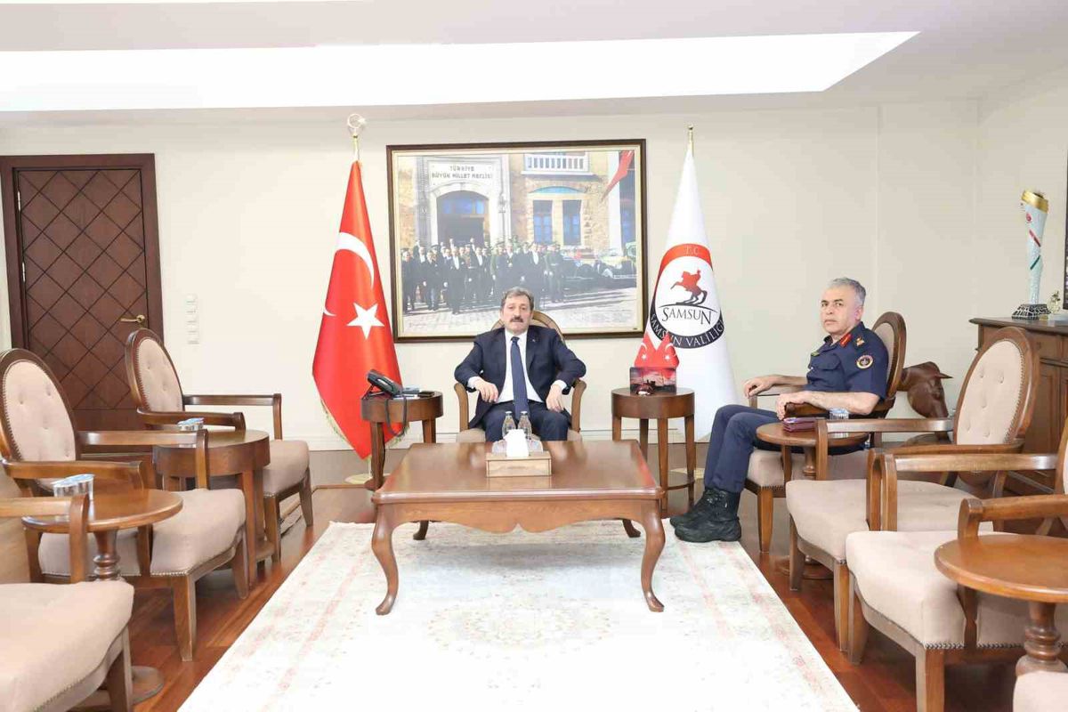 Samsun İl Jandarma Komutanlığı'na Yeni Atama: Tuğgeneral Yakın Göreve Başladı