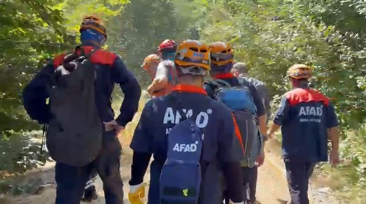 Bursa'da Dağda Mahsur Kalan 75 Yaşındaki Adam İçin Kurtarma Seferberliği