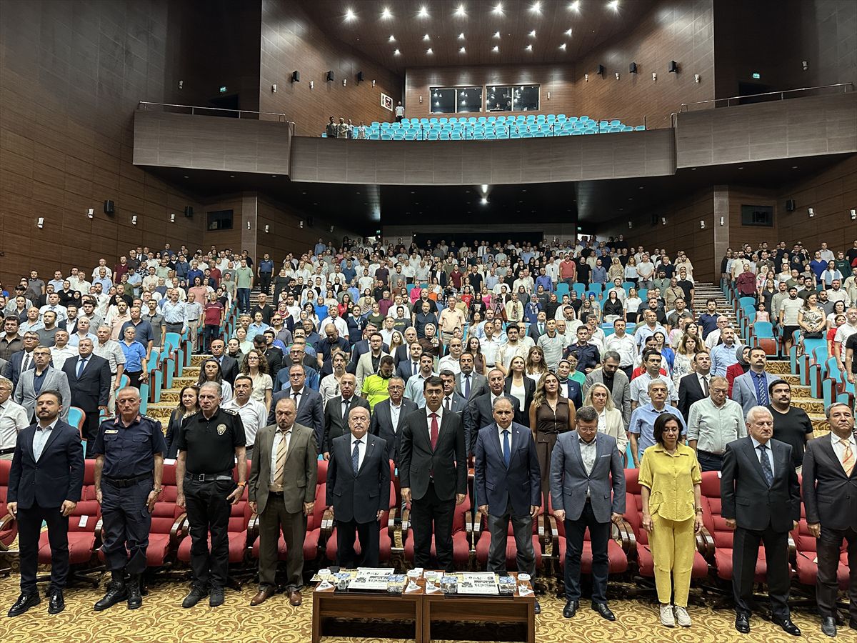 Uşak'ta Milli Mücadele Sempozyumu Başladı
