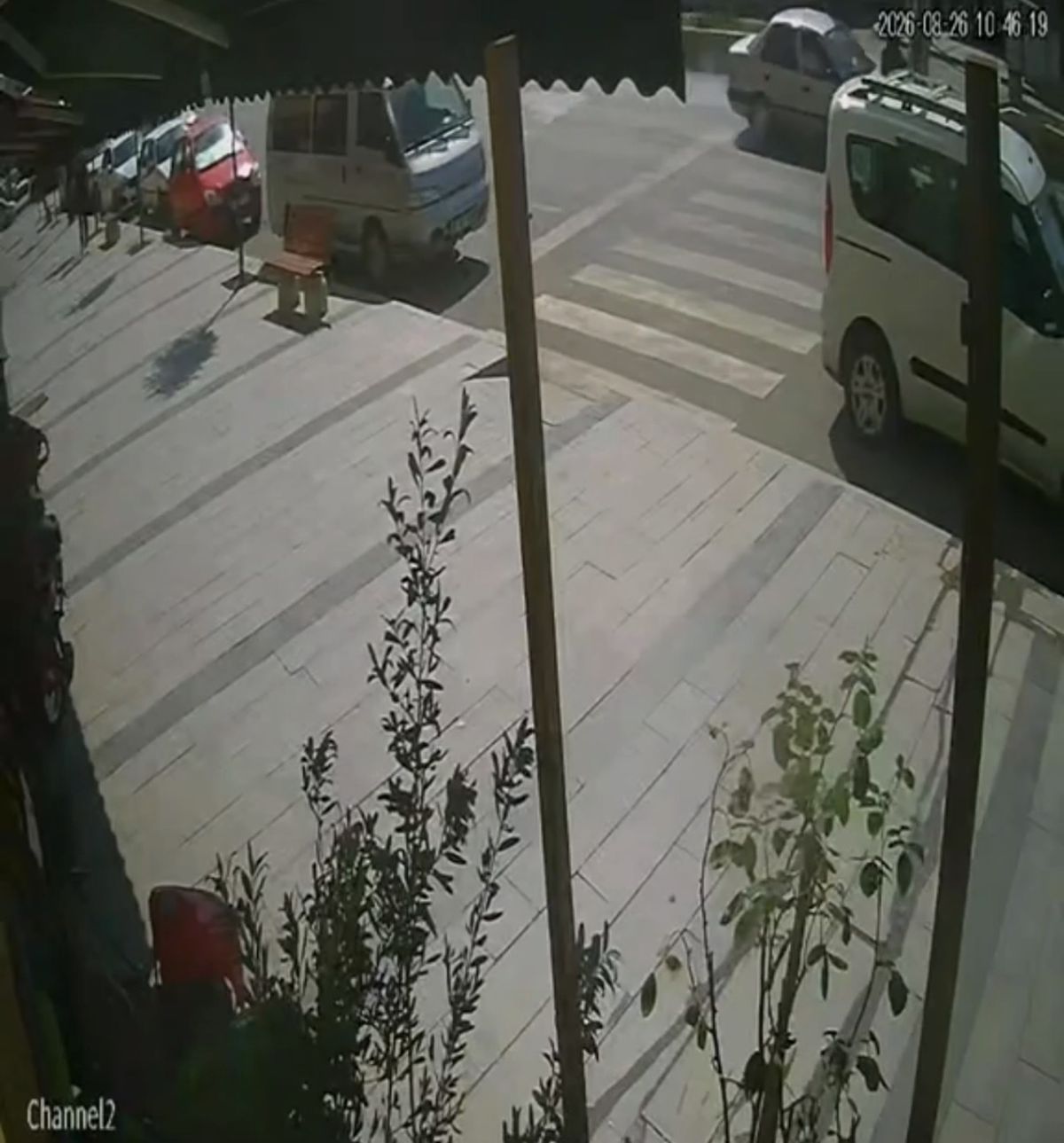 Karabük'te Yaya Geçidinde Kaza Anı Kamerada