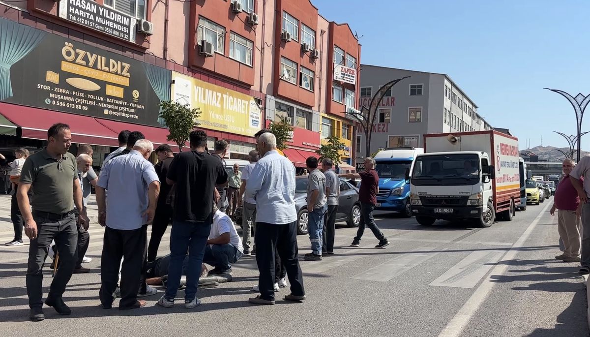 Karabük'te Yaya Geçidinde Otomobil Çarpan 77 Yaşındaki Adam Yaralandı