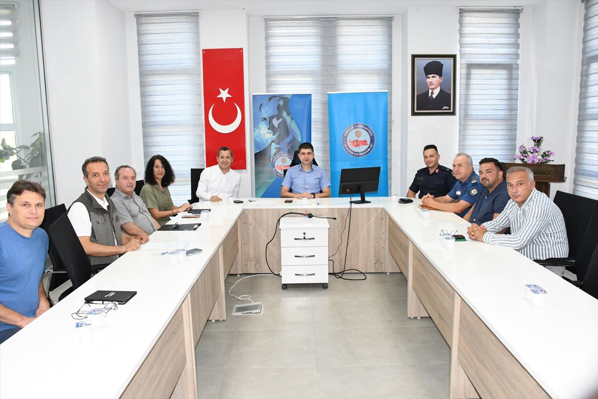 Alaçam'da Sokak Hayvanları Toplantısı
