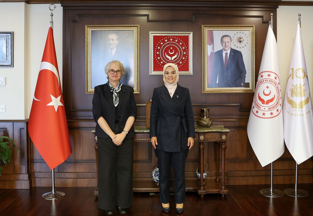 Bakan Göktaş, Avustralya'nın Ankara Büyükelçisi Vincent ile Görüştü