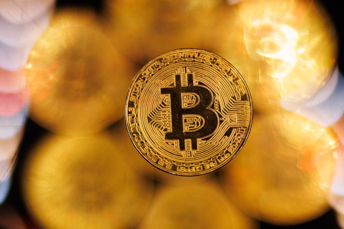 Bitcoin 100 bin doları görür mü? Yapay zekalardan farklı tahminler