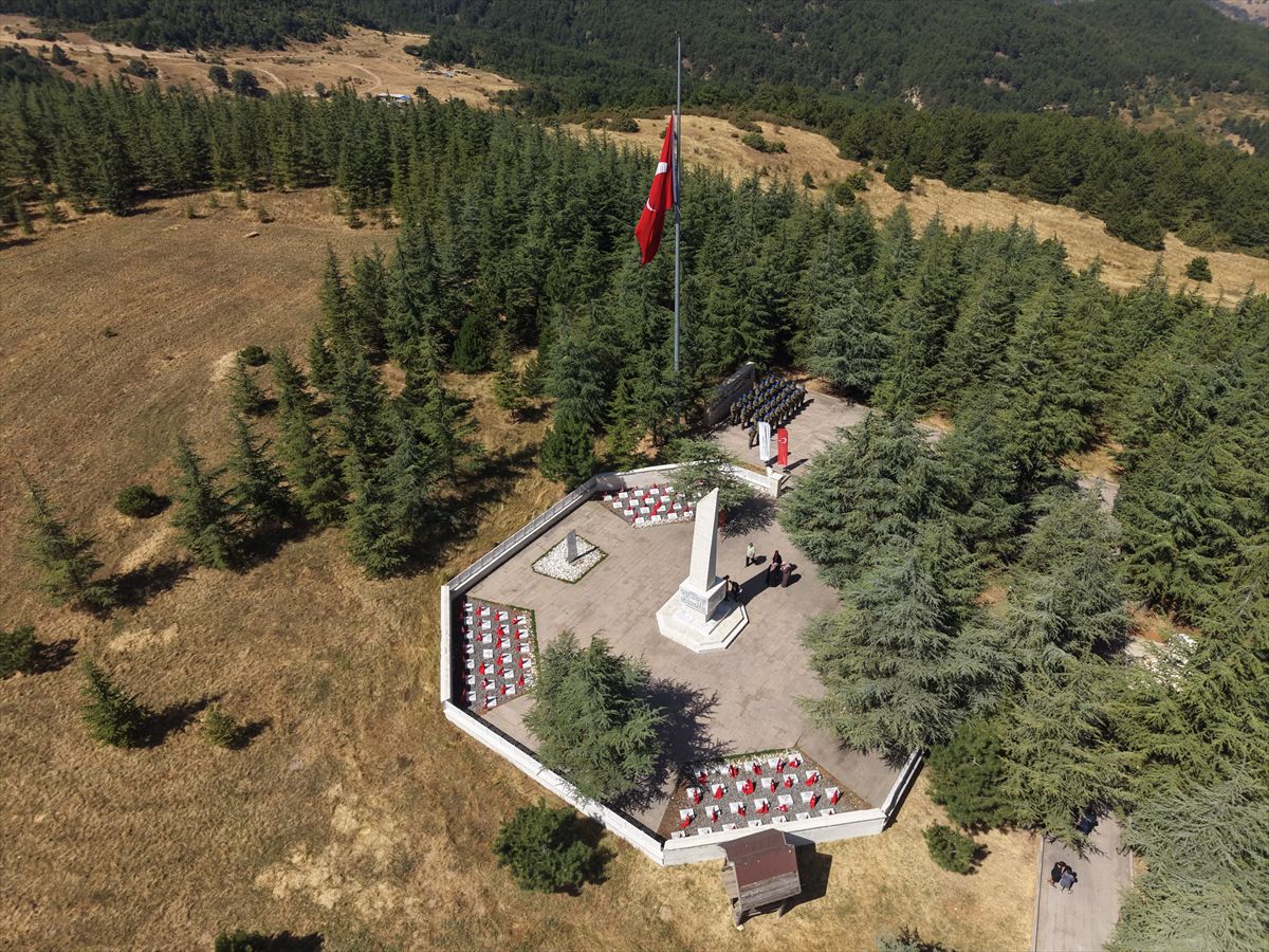 Büyük Taarruz'un 104. Yılında Çiğiltepe Şehitliği'nde Anma Töreni