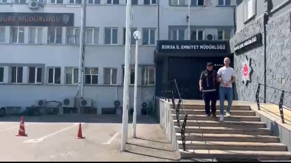 Bursa'da 66 Yıl Kesinleşmiş Hapis Cezası Bulunan 3 Firari Hükümlü Yakalandı