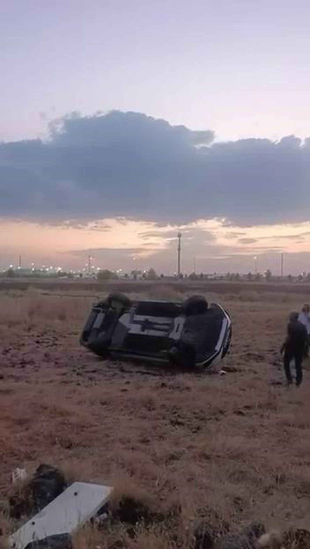 Diyarbakır'da Otomobil Tarlaya Uçtu: 1 Yaralı