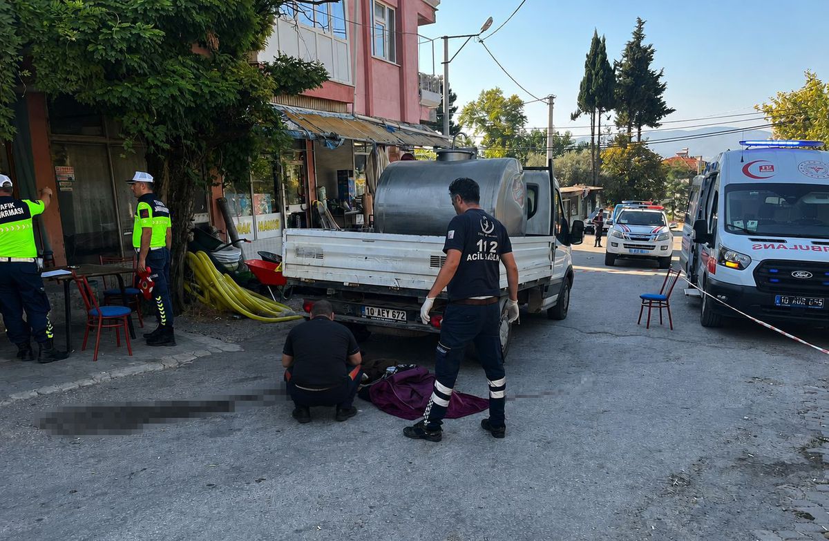 Dursunbey’de trafik kazası: 91 yaşındaki şahıs hayatını kaybetti