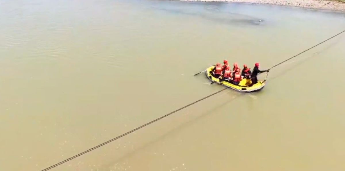 Erzincan'da AFAD ve JAK'tan Su Üstü Arama Kurtarma Tatbikatı