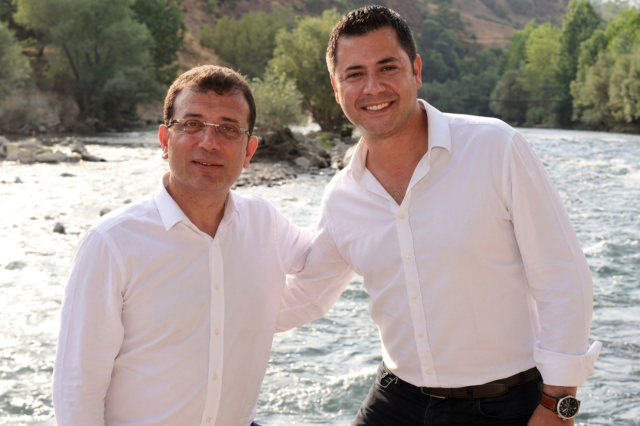 Ekrem Imamoglu (left), Murat Ongun (right)