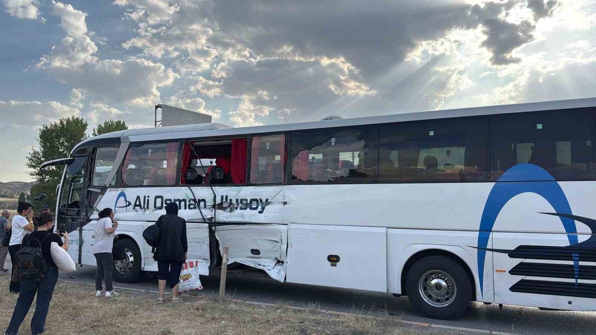Kırıkkale'de zincirleme kaza: 1 yaralı