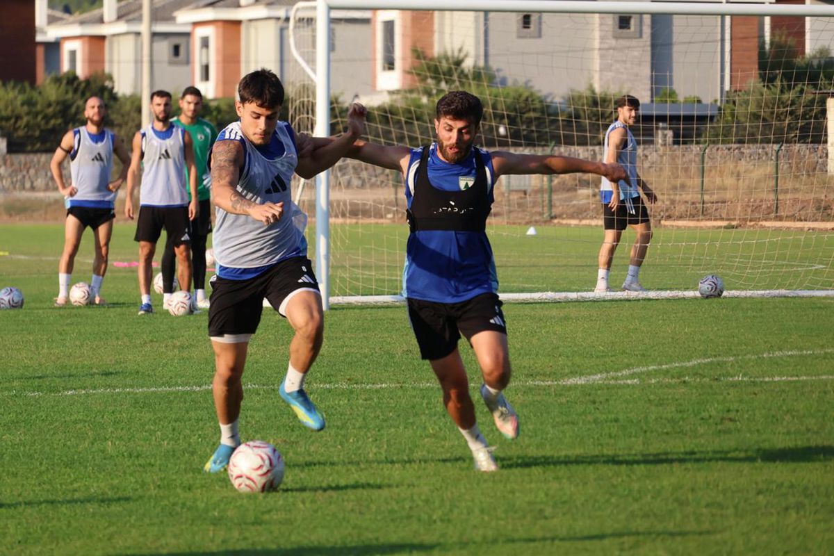 Muğlaspor-Boluspor: Kritik Maçın Öncesi Transfer Açıklamaları