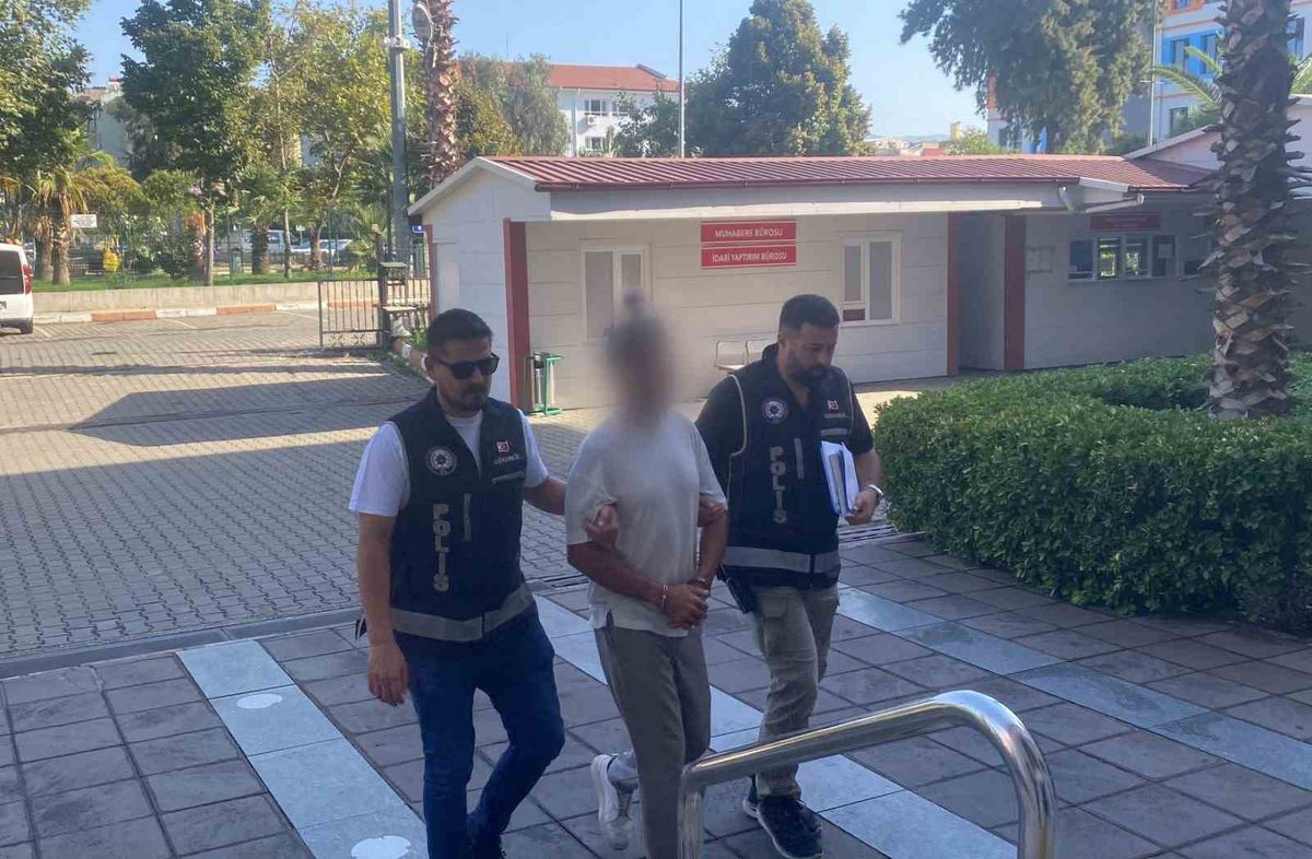 Erdoğan'a Hakaret İçeren Maket Nedeniyle Tutuklama