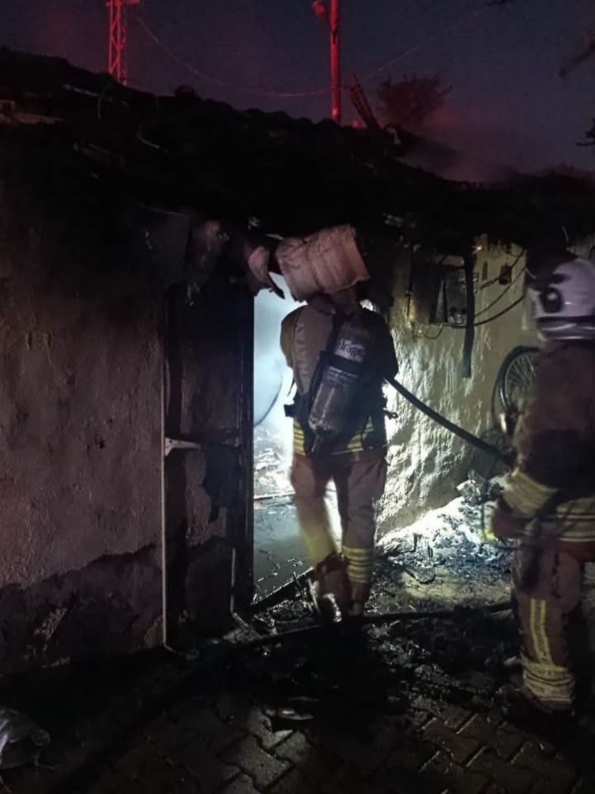 Reyhanlı'da Ev Yangını: Can Kaybı ve Yaralanma Yok