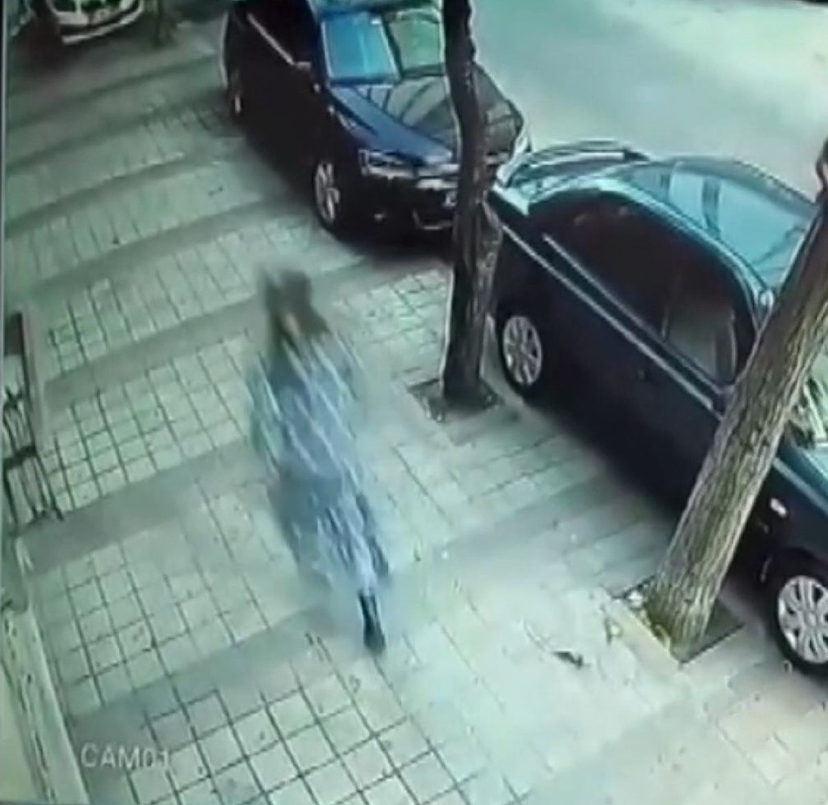 Sultangazi'de Kadın Kılığında Hırsızlık: Mahalleli Kovaladı, Polis Yakaladı