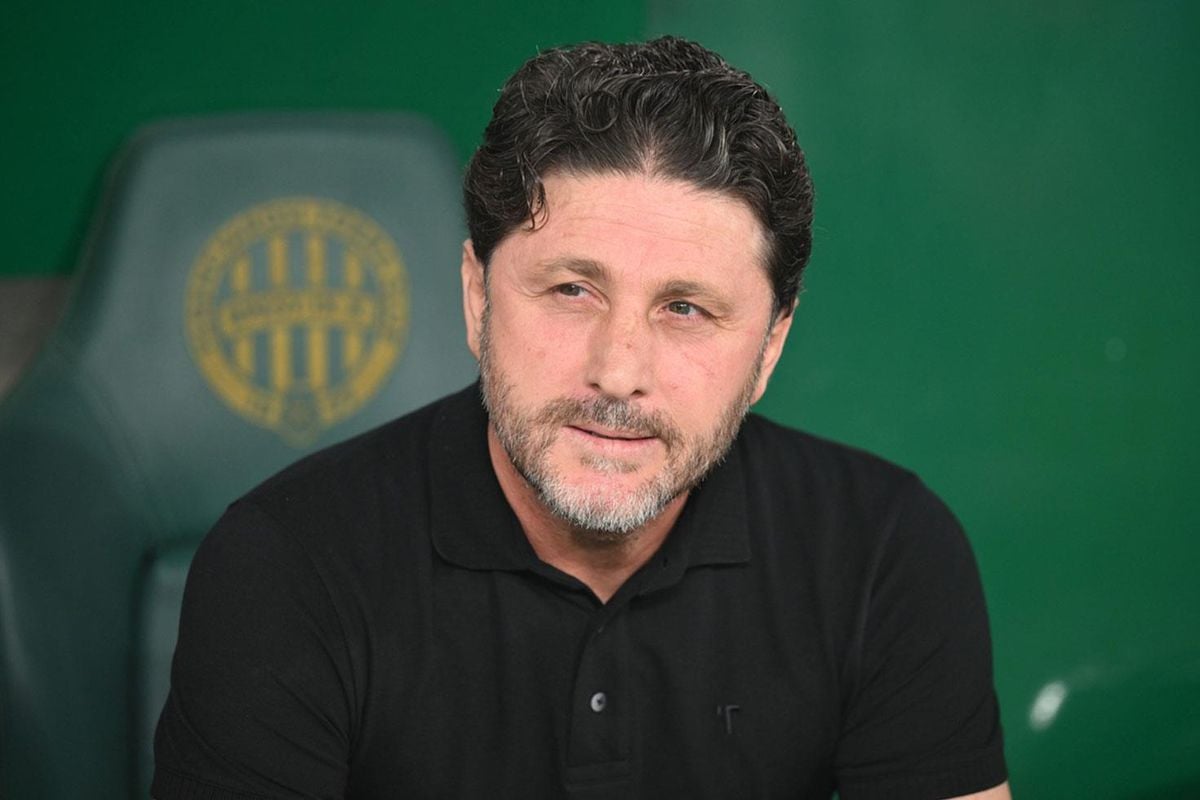 Trabzonspor teknik direktörü Fatih Tekke, görevinden istifa etti