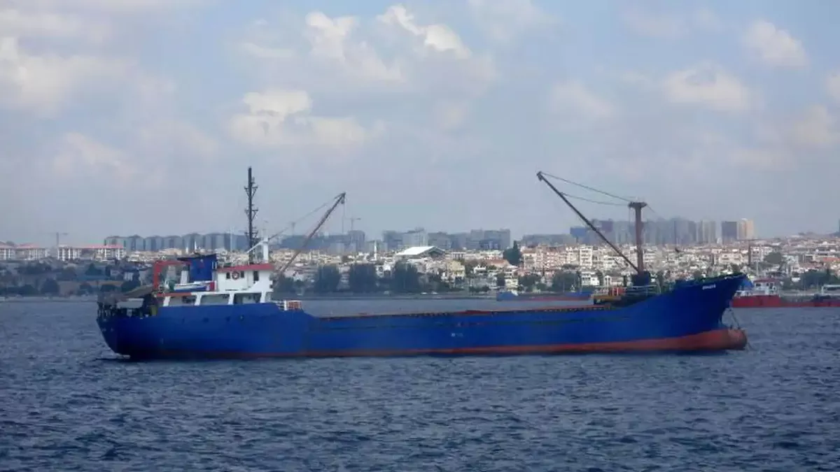 Zonguldak'ta Mahsur Kalan 9 Denizci Açlık ve Susuzlukla Mücadele Ediyor