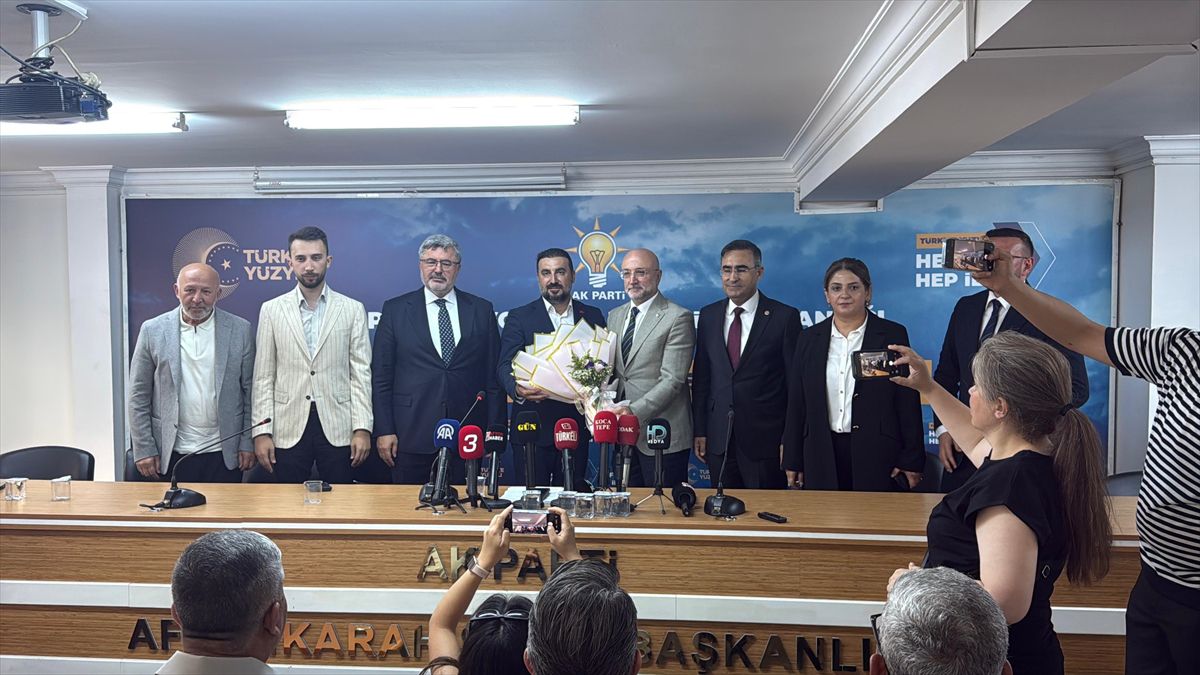 AK Parti Afyonkarahisar'da Görev Değişimi