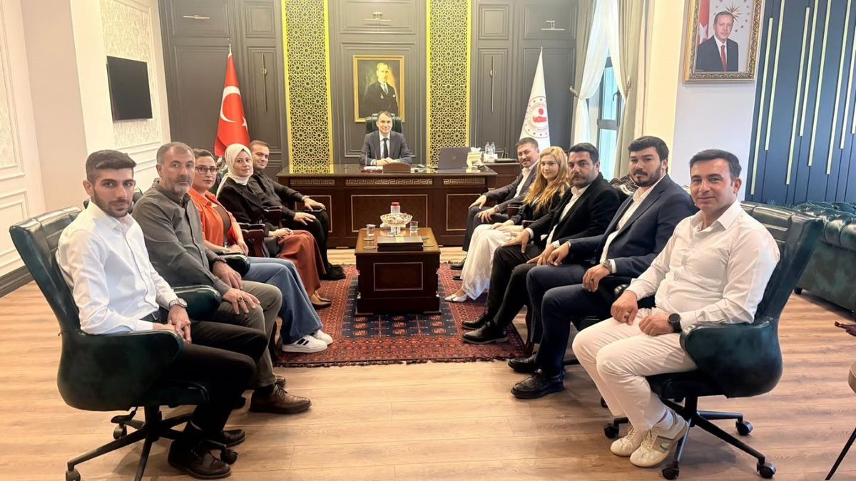 AK Parti'den Kaymakam Engin'e Hayırlı Olsun Ziyareti