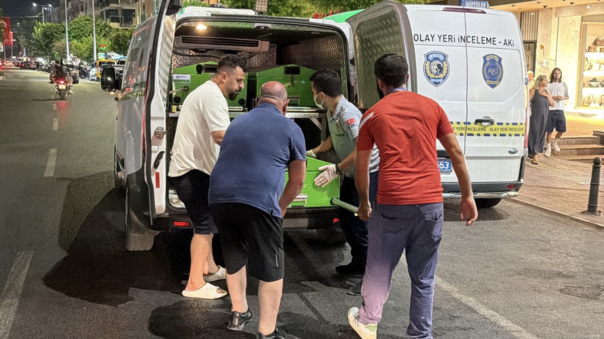 İsveçli turist otel odasında ölü bulundu