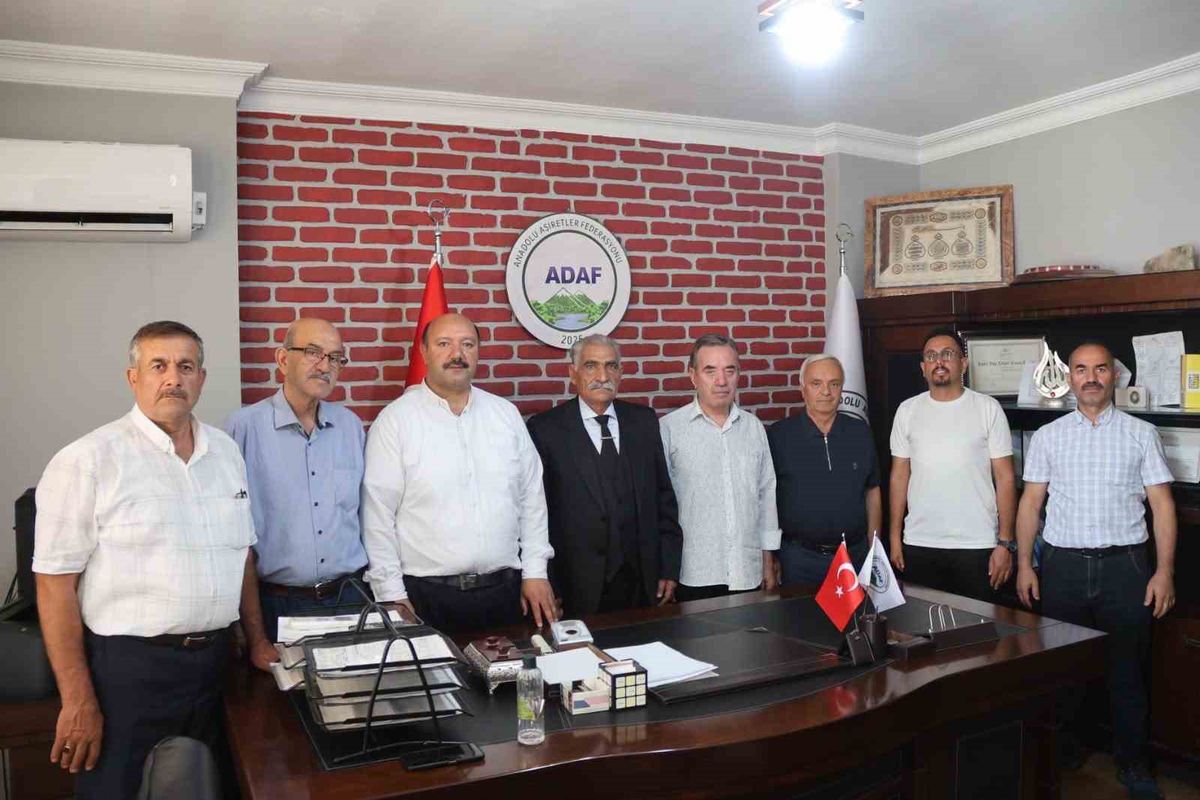 Anadolu Aşiretler Federasyonu'ndan eğitimde seçenek çağrısı: 'Karma eğitim kaldırılsın demiyoruz'
