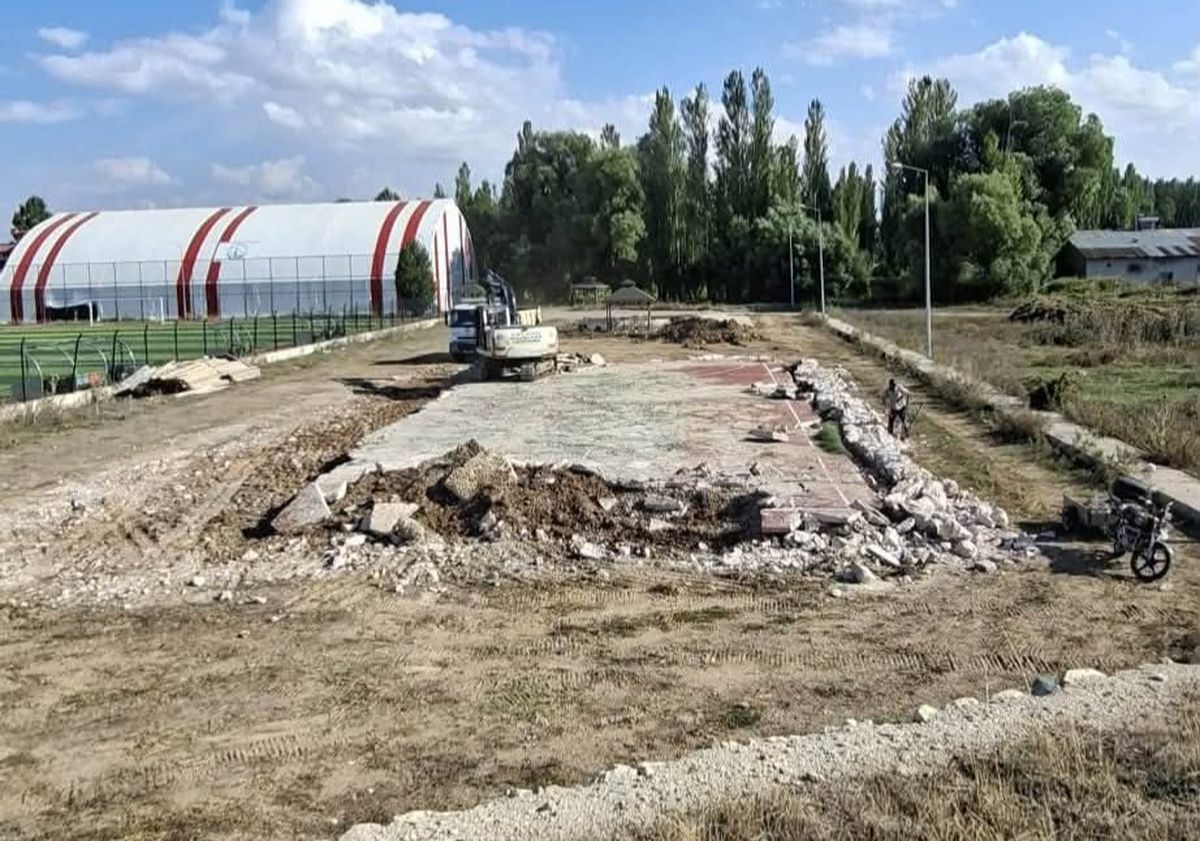 Arpalı'da Spor Tesislerine Kapsamlı Yenileme